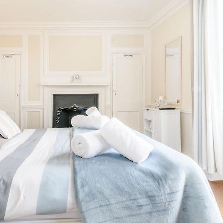 What A View At Quayside Apartment Уитби Экстерьер фото