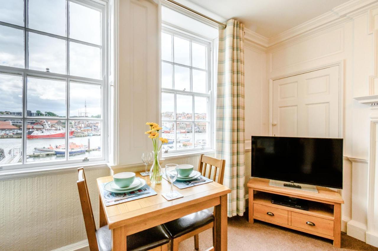 What A View At Quayside Apartment Уитби Экстерьер фото